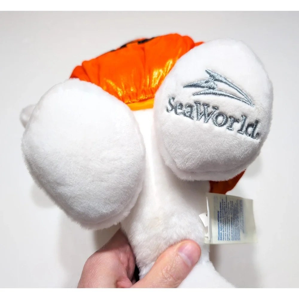 BUILD-A-BEAR Workshop Sea World Beluga Whale Halloween Pumpkin Jack O Lantern